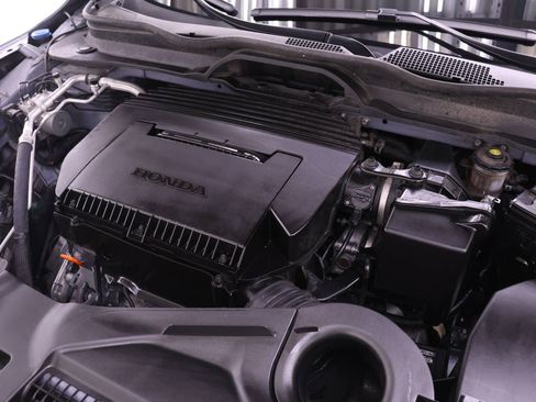 Used 2024 Honda Pilot TrailSport image 18