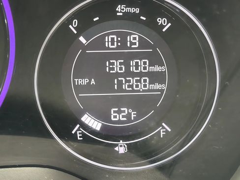 Used 2017 Honda HR-V LX image 17