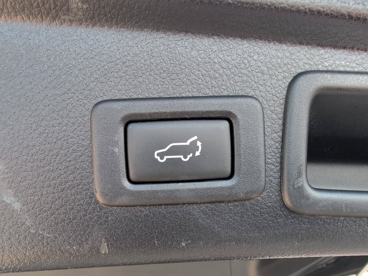 Used 2014 Subaru Forester 2.0XT Touring AWD/4WD image 14