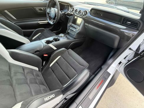 Used 2021 Ford Mustang Shelby GT500 w/ Carbon Fiber Track Pack image 20