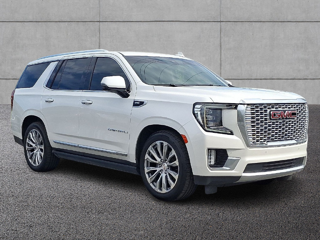 Used 2021 GMC Yukon Denali w/ Denali Ultimate Package AWD/4WD image 3