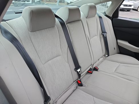 Certified 2023 Honda Accord LX image 12