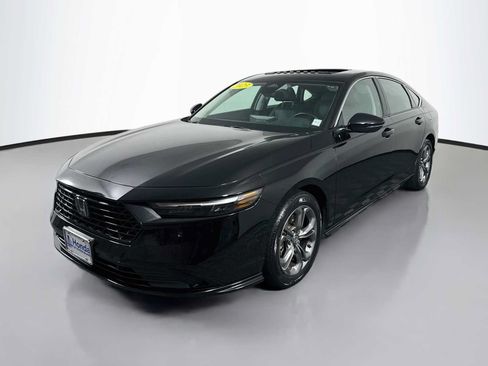 Used 2023 Honda Accord EX-L image 3