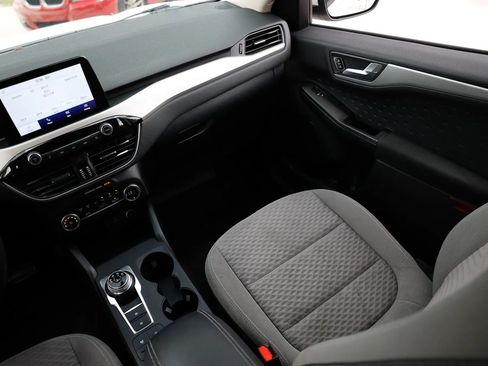 Used 2020 Ford Escape SE FWD image 13