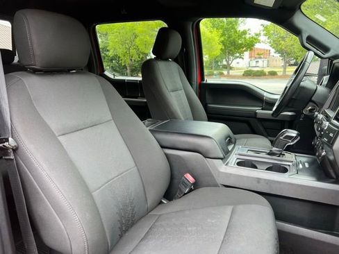 Used 2018 Ford F150 XLT w/ Equipment Group 302A Luxury AWD/4WD image 22