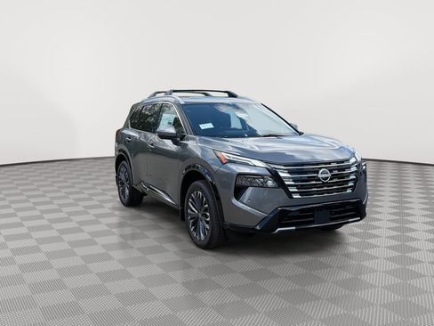 New 2026 Nissan Rogue Platinum AWD/4WD image 2