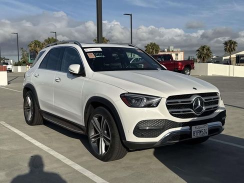Used 2021 Mercedes-Benz GLE 350 4MATIC w/ Premium Package image 9