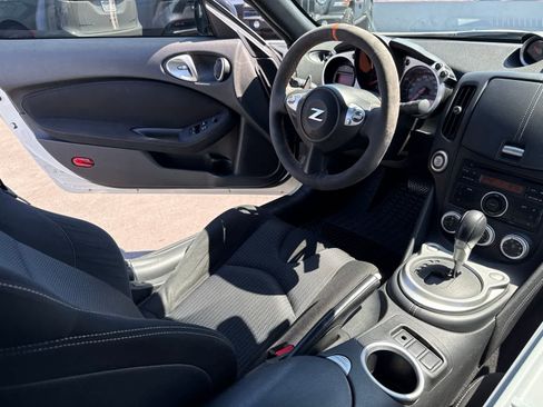Used 2013 Nissan 370Z Coupe w/ Sport Pkg RWD image 31