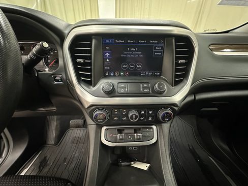 Used 2023 GMC Acadia SLE w/ Driver Convenience Package FWD image 26