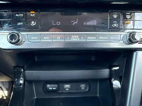 Used 2024 Kia Seltos S AWD/4WD image 28