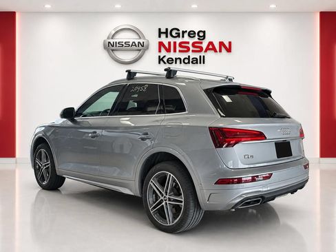 Used 2021 Audi Q5 e Prestige w/ Prestige Package AWD/4WD image 2