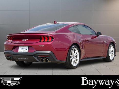 Used 2025 Ford Mustang GT Premium RWD image 6