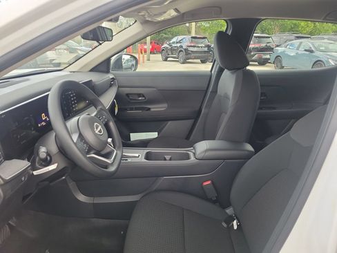 New 2026 Nissan Kicks S FWD image 15