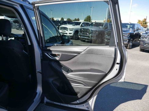 Used 2022 Subaru Forester Premium w/ Popular Package #1 image 23