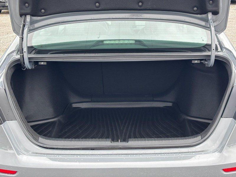 Used 2023 Honda Accord Sport image 11
