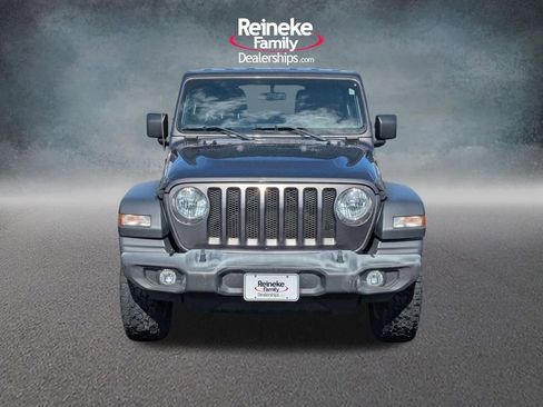 Used 2018 Jeep Wrangler Unlimited Sport S image 2