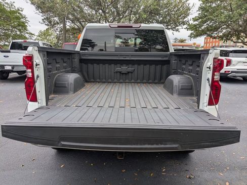 Used 2024 Chevrolet Silverado 1500 LT AWD/4WD image 13