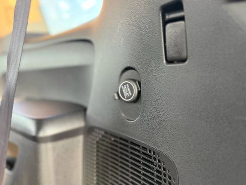 Used 2010 Honda Pilot EX-L image 18