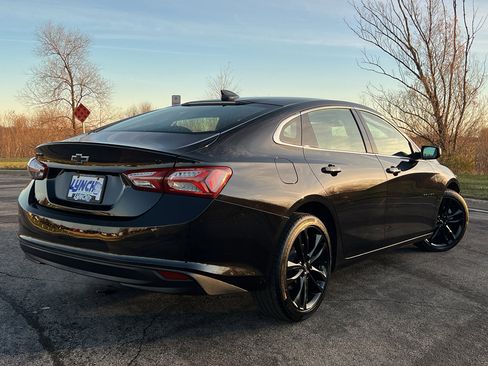 Used 2024 Chevrolet Malibu LT w/ Midnight Edition image 4