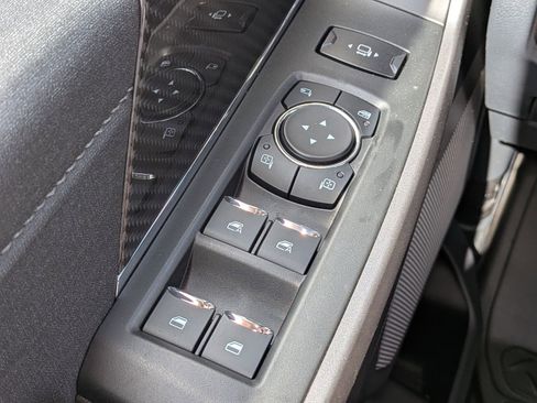 New 2026 Ford F250 Lariat w/ Black Appearance Package image 28