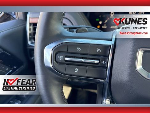 Used 2025 GMC Yukon XL Denali image 27