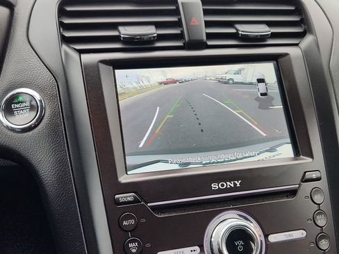 Used 2020 Ford Fusion Titanium image 45