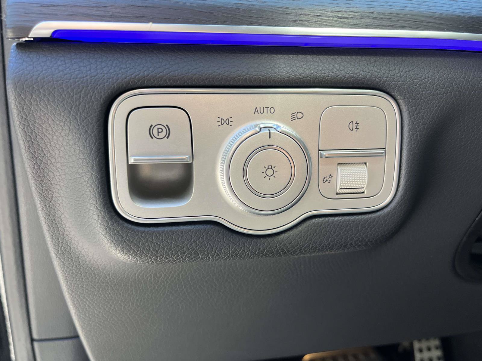 Certified 2025 Mercedes-Benz GLS 450 4MATIC image 22