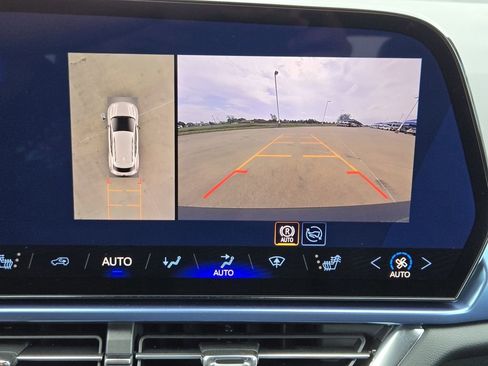 New 2026 Chevrolet Equinox EV LT AWD/4WD image 9