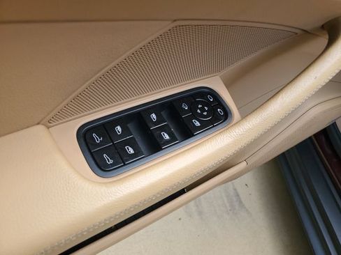 Used 2020 Porsche Panamera 4 AWD/4WD image 20
