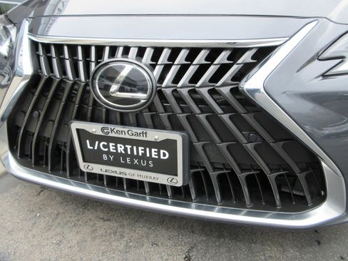 Used 2023 Lexus ES 250 w/ Premium Package image 15