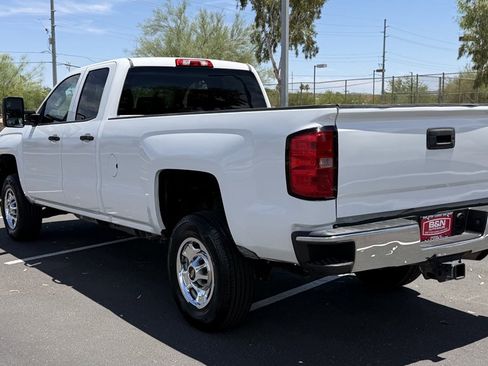 Used 2019 Chevrolet Silverado 2500 W/T w/ WT Convenience Package RWD image 3