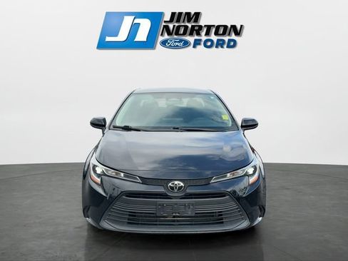 Used 2024 Toyota Corolla LE image 8