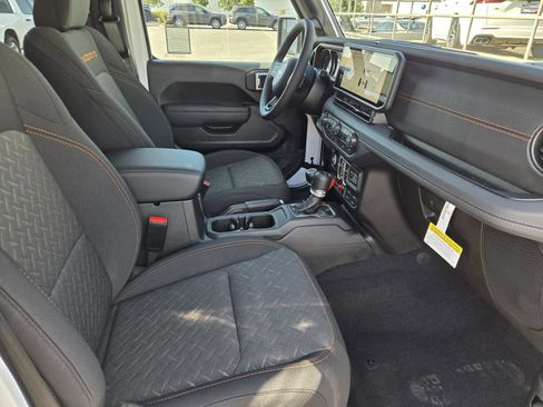 New 2026 Jeep Gladiator Mojave image 36