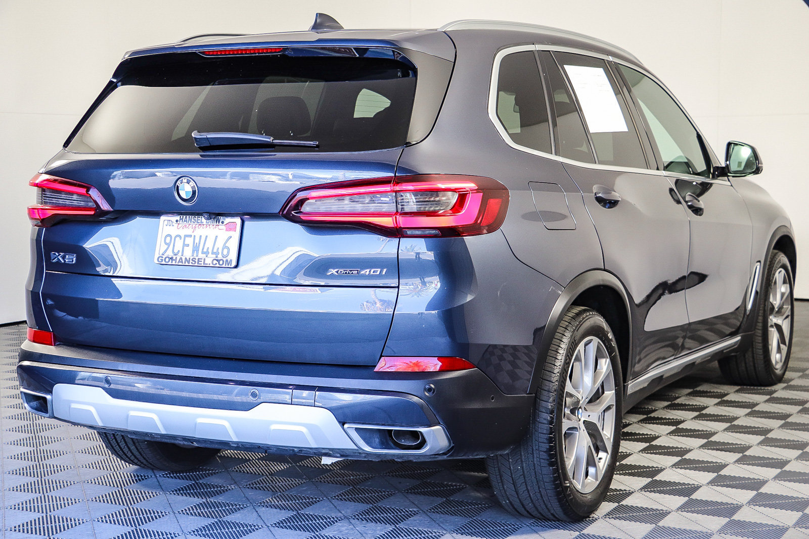 Used 2022 BMW X5 xDrive40i w/ Premium Package AWD/4WD image 8
