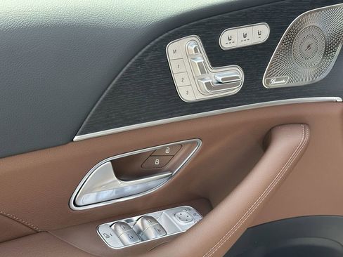 New 2026 Mercedes-Benz GLS 450 4MATIC image 12