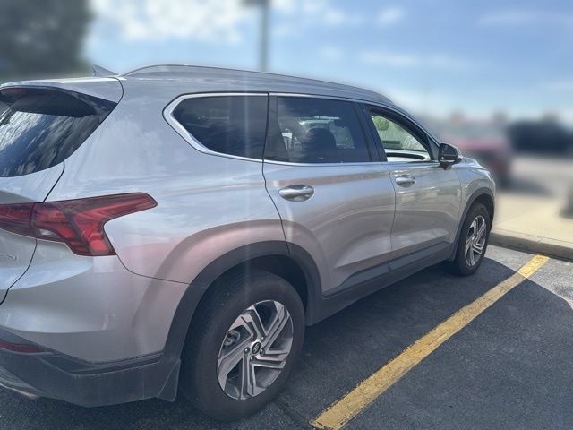 Used 2023 Hyundai Santa Fe SEL w/ Winter Weather Package AWD/4WD image 4