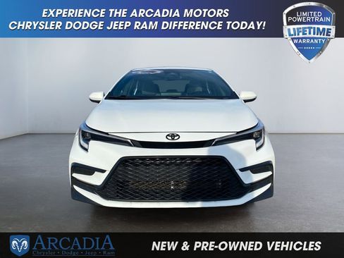 Used 2023 Toyota Corolla SE FWD image 8
