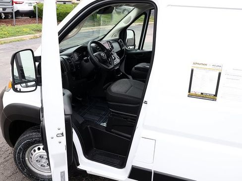 Used 2026 RAM ProMaster 2500 FWD image 12