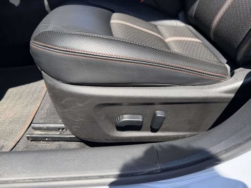 Used 2024 Nissan Altima 2.5 SR FWD image 18