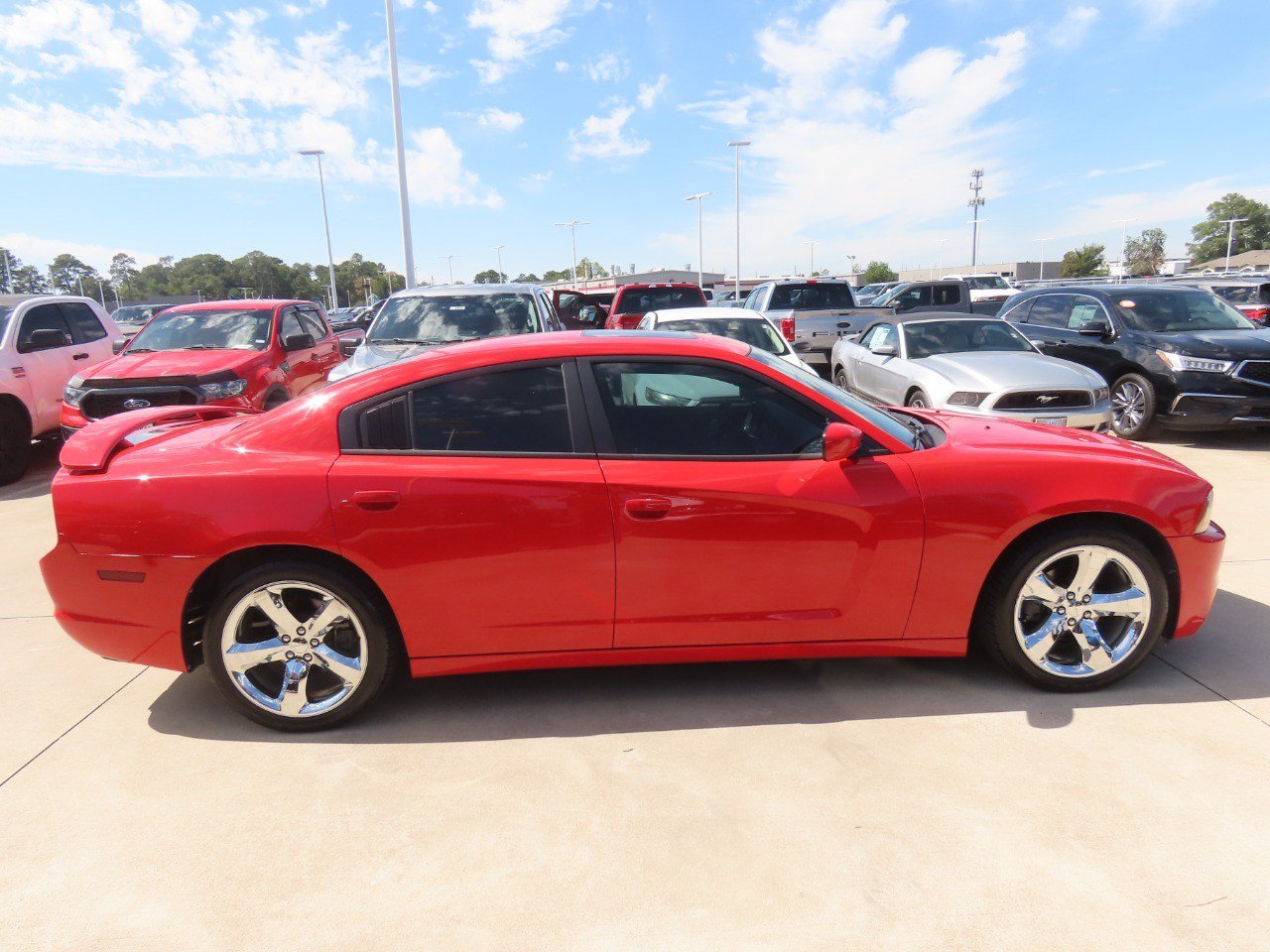 Used 2014 Dodge Charger SXT Plus RWD image 10