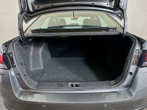 Used 2025 Nissan Versa S w/ Trunk Package image 26