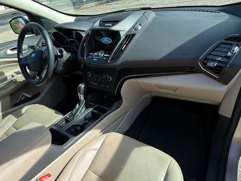 Used 2017 Ford Escape Titanium AWD/4WD image 11