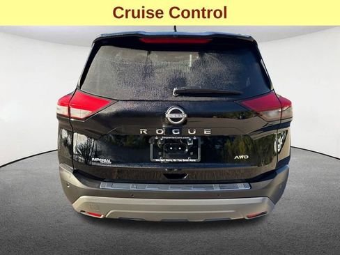 Used 2023 Nissan Rogue S image 10