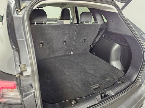 Used 2022 Ford Escape SE w/ SE Sport Appearance Package image 12