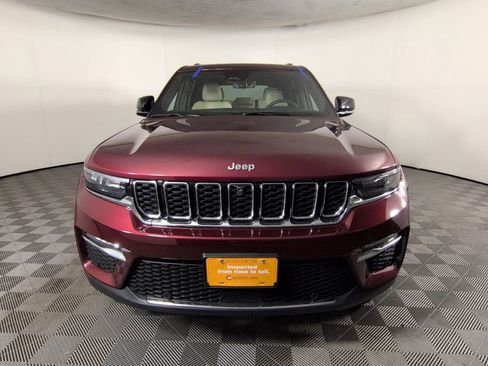 Certified 2023 Jeep Grand Cherokee Limited w/ Luxury Tech Group II AWD/4WD image 2