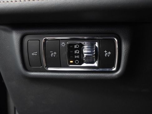 New 2026 Lincoln Aviator AWD w/ Jet Appearance Package image 24