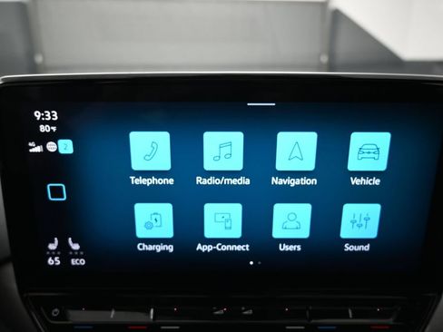 Used 2023 Volkswagen ID.4 S RWD image 11
