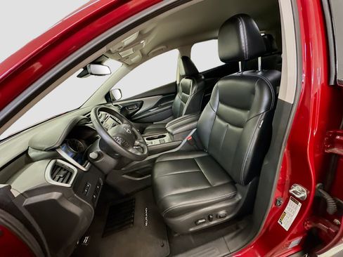 Used 2024 Nissan Murano SV AWD/4WD image 13