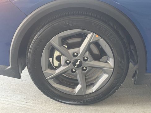 Used 2025 Kia K4 FWD image 30