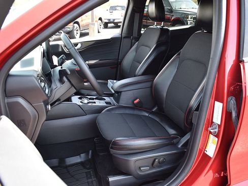 Used 2024 Ford Escape ST-Line w/ Tech Pack #1 AWD/4WD image 5